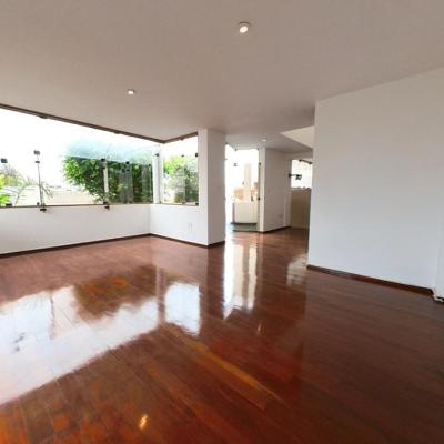 ALQUILER DE LINDA CASA DE 3 PISOS EN PIMENTEL